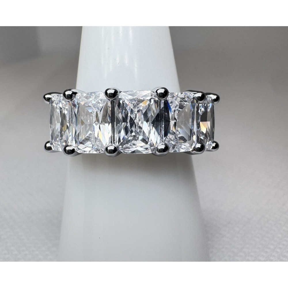 Size 7 Bomb Party Ring - RG48974 The Eliza Ring - Cubic Zirconia on Hematite